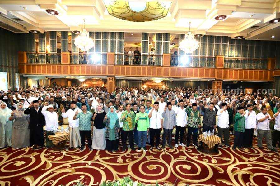 Sekretaris Jenderal (Sekjen) PKB Hasanuddin Wahid dan relawan Sinoman Obah Deso Malang Raya.