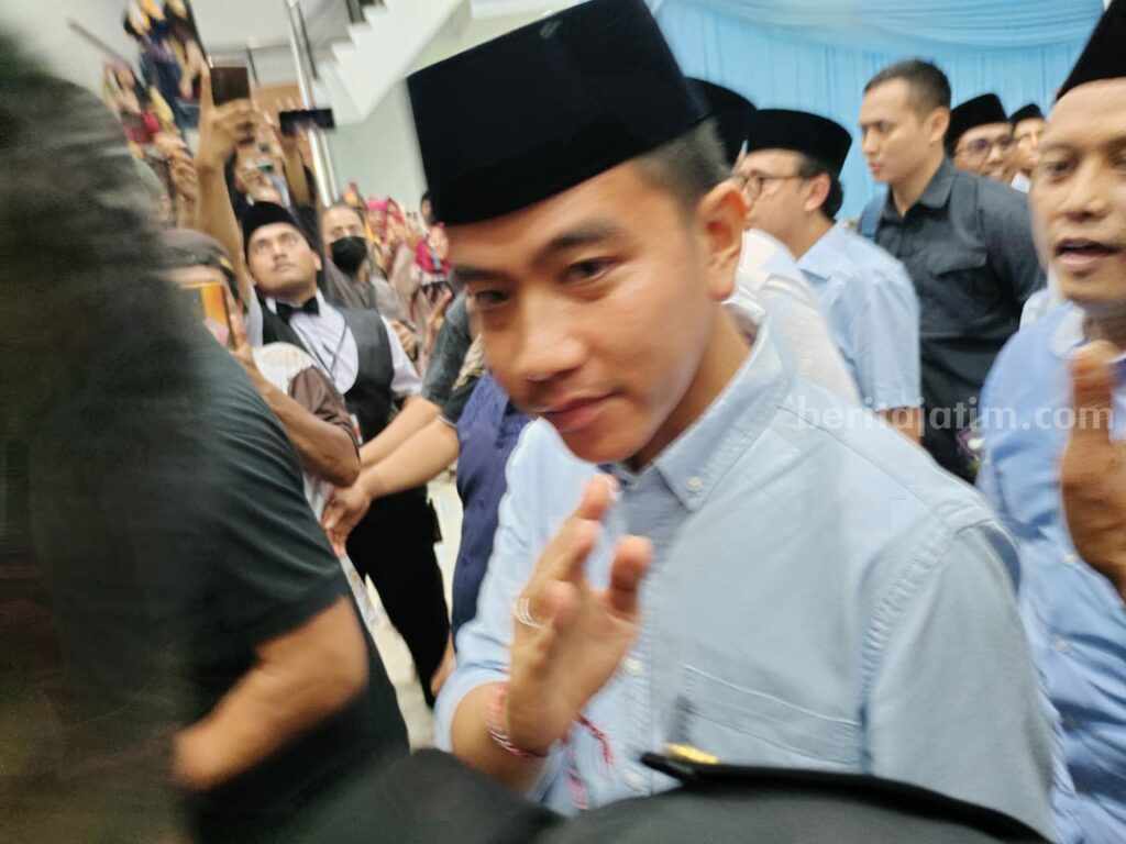 Gibran Rakabuming Raka sapa warga Jember.