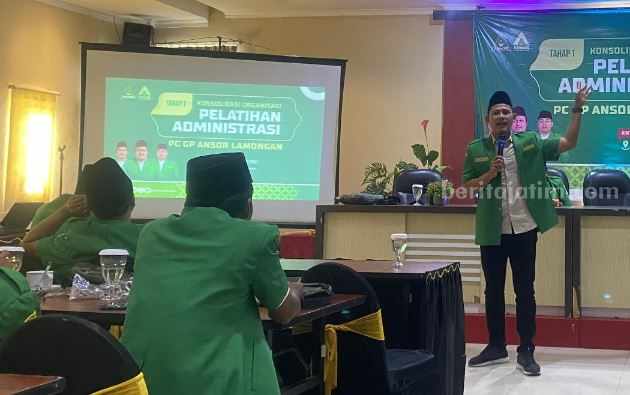 Pelatihan Administrasi Tahap 1 yang digelar PC GP Ansor, di Hall Hotel El-Resas, Lamongan.