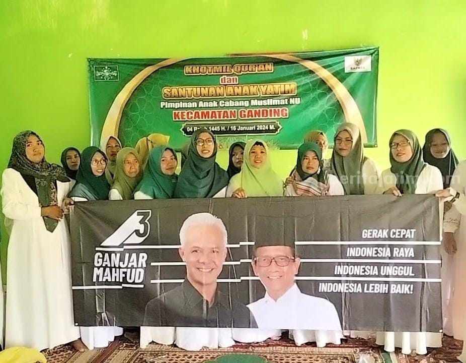 Deklarasi kader Muslimat NU mendukung calon presiden dan calon wakil presiden nomor urut 3, Ganjar Pranowo dan Mahfud MD, di aula Pondok Pesantren Sabilul Huda, Selasa (16/1/2024).
