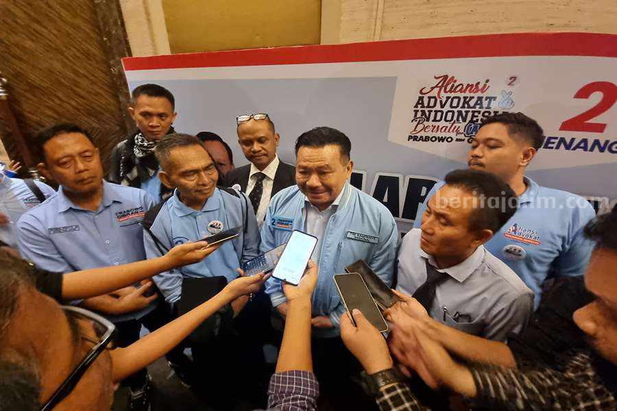 Advokat senior, Otto Hasibuan, Ketum Aliansi Advokat Indonesia Bersatu (AAIB)
