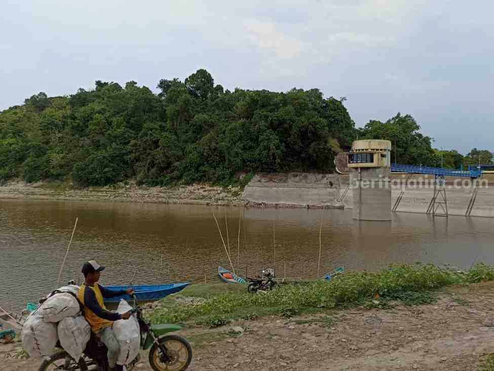 Lokasi wisata Waduk Pacal yang dikelola Disbudpar Kabupaten Bojonegoro