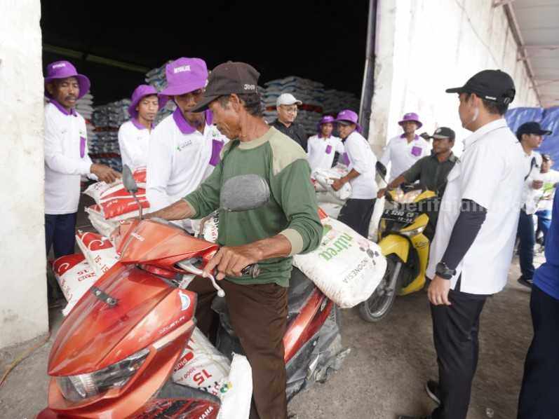 Petani di Bojonegoro Peroleh Diskon Pupuk Urea dan NPK Nonsubsidi Foto Berita Jatim