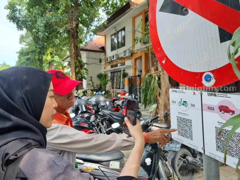 Temukan Oknum Jukir Nakal di Surabaya, Laporkan! Foto Berita Jatim