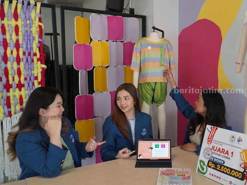 Mahasiswa UK Petra Surabaya peraih Juara 1 kategori Ide Bisnis dalam LO Kreatif 2023.