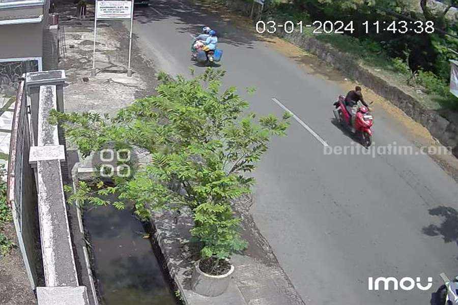 Rekaman CCTV yang memperlihatkan pelamu pencurian.