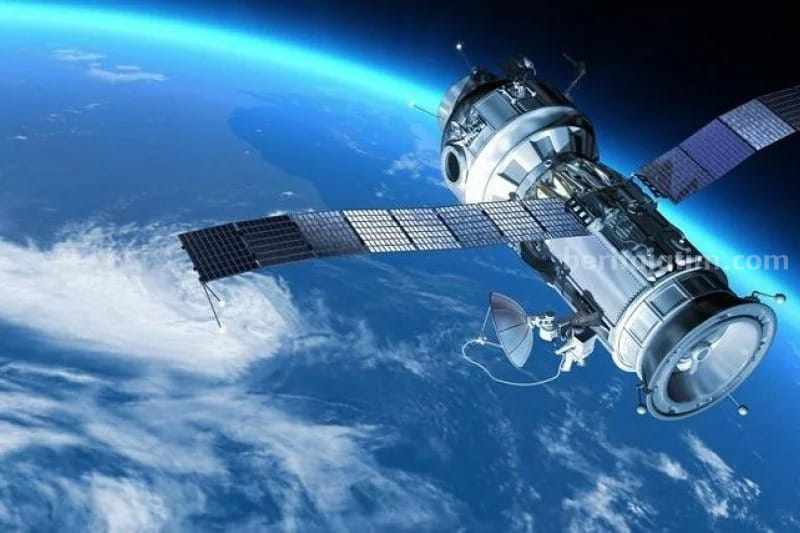 Satelit Satria-1 (Satelit Republik Indonesia).