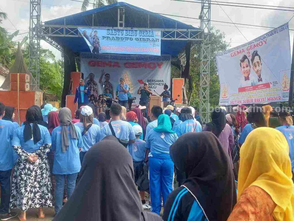 Gerak Jalan Sabtu Biru Ceria Jadi Magnet Warga Malang Dukung Prabowo-Gibran Foto Berita Jatim