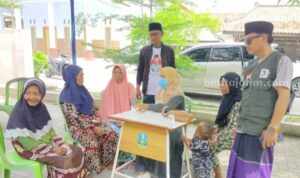 Relawan Jatim Beragam Berikan Layanan Kesehatan Gratis di Pamekasan