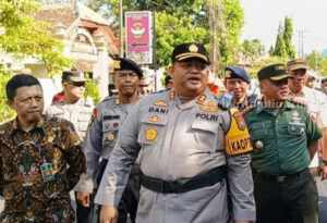 5.983 Personel Gabungan Terlibat dalam Pengamanan Pemilu 2024 di Pamekasan Foto Berita Jatim
