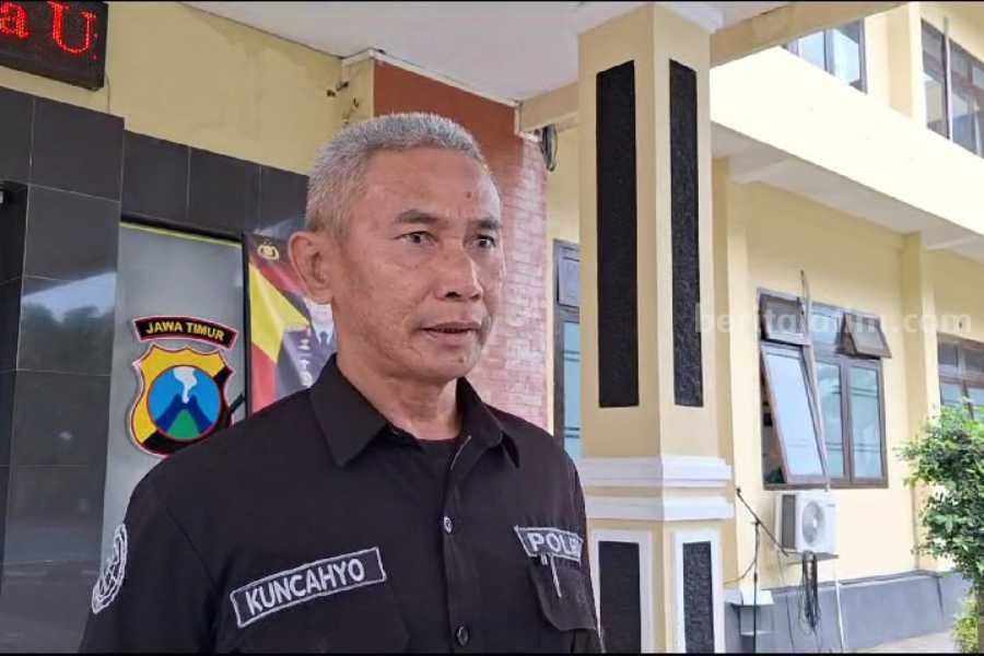Densus 88 Anti Teror Gerebek Rumah Pria di Magetan Foto Berita Jatim