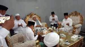 Anis Baswedan Kunjungi Pesantren Al-Hamidy Banyuanyar Pamekasan Foto Berita Jatim