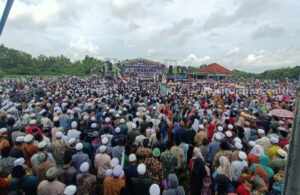 Anis Baswedan Disambut Meriah di Lapangan Garuda Pamekasan Foto Berita Jatim