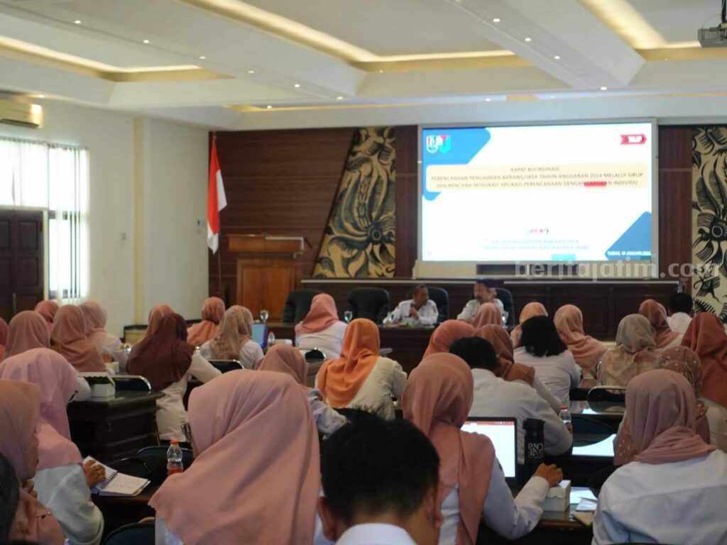 Pemkab Tuban saat melakukan rapat koordinasi terkait dengan pengesahan Perda dan Perbup.