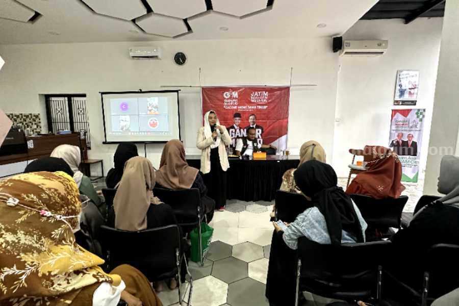 Relawan Ganjar-Mahfud Magetan Ajak Perempuan Berdaya di Era Digital Foto Berita Jatim
