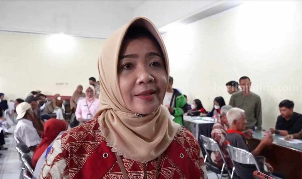 Kepala Dinas Sosial (Dinsos) Kota Surabaya, Anna Fajriatin.