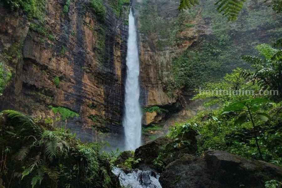 Air Terjun Kapas Biru Lumajang Berlatar Semeru, Segini Harga Tiket Instagram/@kapasbiruwaterfall