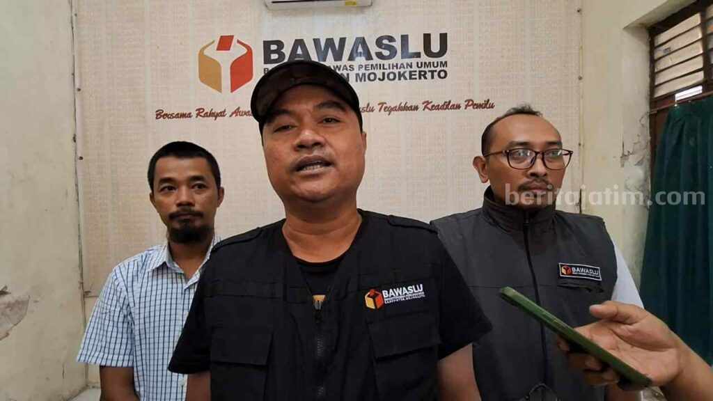 Ketua Bawaslu Kabupaten Mojokerto, Dody Faizal. [Foto : Misti/beritajatim.com]