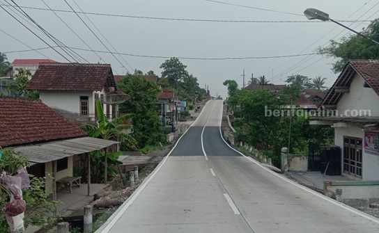 Awal 2024, Sepanjang 10,5 KM Jalan Menuju Pabrik Gula RMI Blitar Mulus foto beritajatim