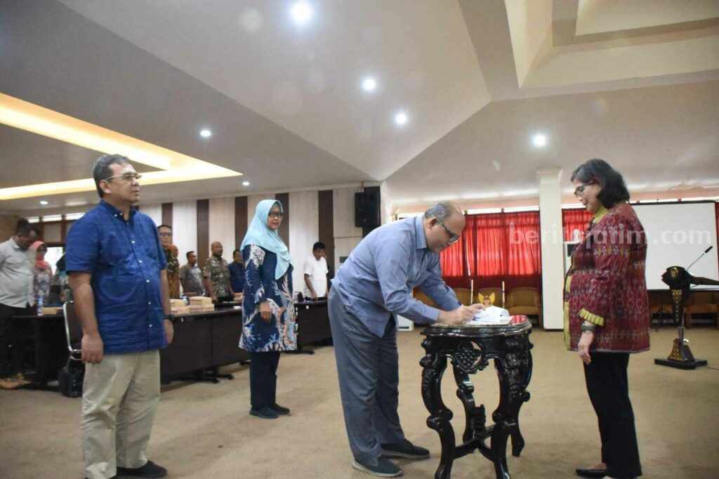 Arahan Pj Walkot Kediri Saat Perjanjian Kinerja Kepala OPD