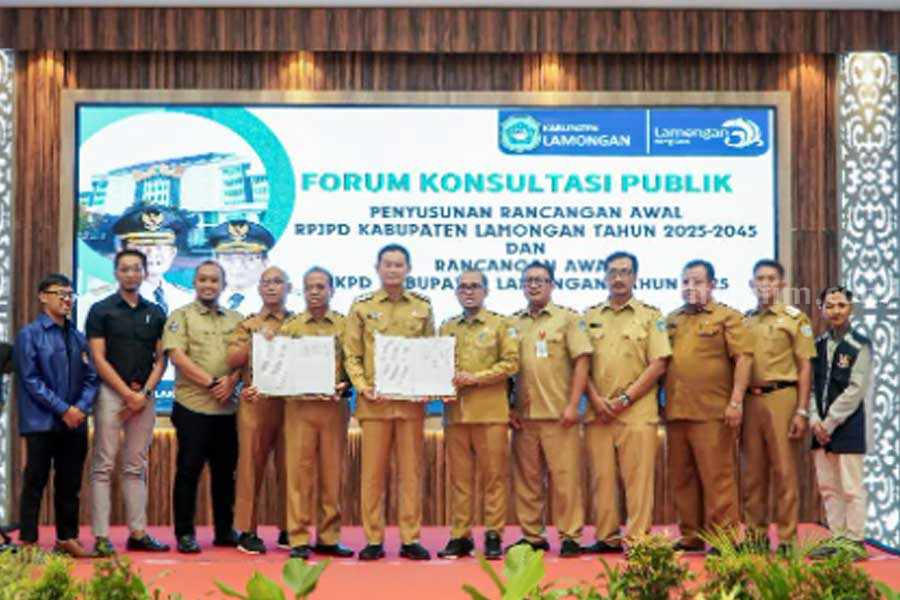 Forum konsultasi publik Rencana Pembangunan Jangka Panjang Daerah (RPJPD) Kabupaten Lamongan tahun 2025-2045.