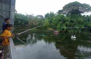 Wahana Air Sumber Gentong Pakis Malang Mulai Jadi Primadona Wisatawan Foto Berita Jatim