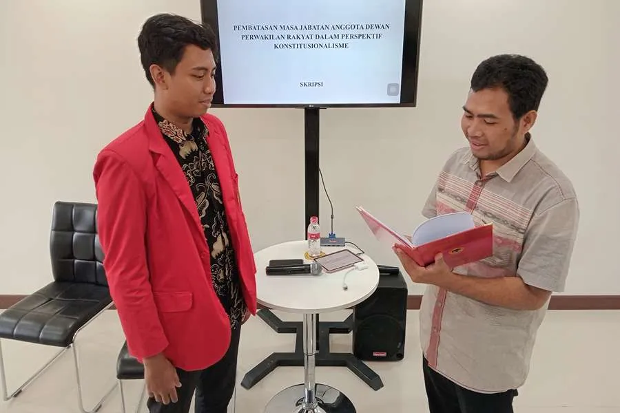 Mahasiswa Untag Surabaya Teliti Tidak Adanya Pembatasan Masa Jabatan Anggota DPR Foto Berita Jatim
