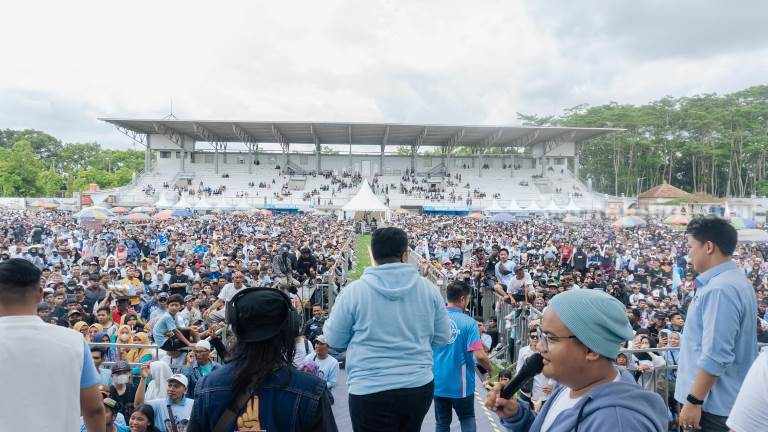 Cendekiawan Yudi Latif: Rakyat Sudah Lama Menanti Janji Demokrasi Foto Berita Jatim
