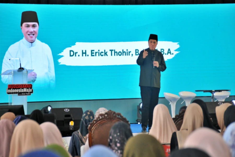 Erick Tohir Tekankan Pentingnya Peningkatan SDM Santri di Ponpes Tebuireng Jombang Foto Berita Jatim