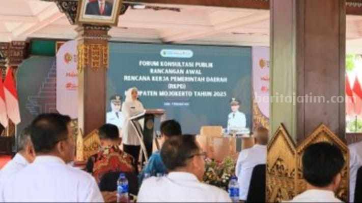 Bupati Mojokerto Tekan Percepatan Pembangunan Ekonomi dan Pengurangan Jumlah Pengangguran Terbuka Foto Berita Jatim