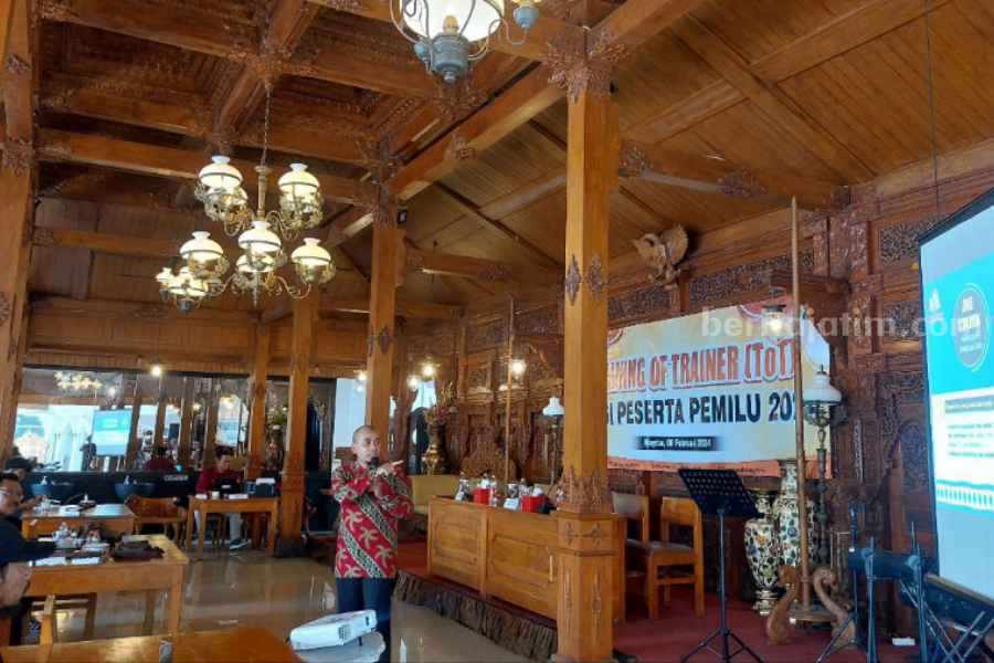 Bawaslu Magetan Gelar ToT Fasilitator Saksi Pemilu 2024 Foto Berita Jatim
