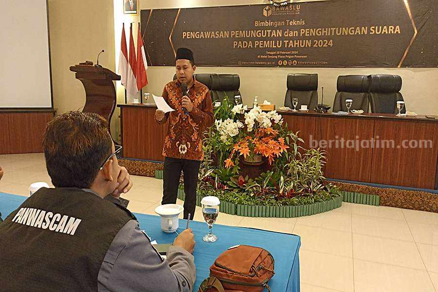 Kampanye Terselubung di Sosmed Jadi Perhatian Khusus Bawaslu Kabupaten Pasuruan Foto Berita Jatim
