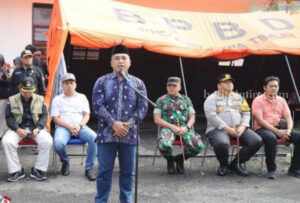 KPU Pamekasan Pastikan Distribusi Logistik ke PPK Lancar dan Tuntas Foto Berita Jatim