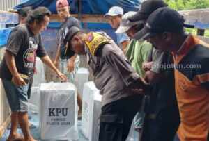 Bawaslu Pamekasan Temukan Masalah di Distribusi Logistik Pemilu 2024 Foto Berita Jatim