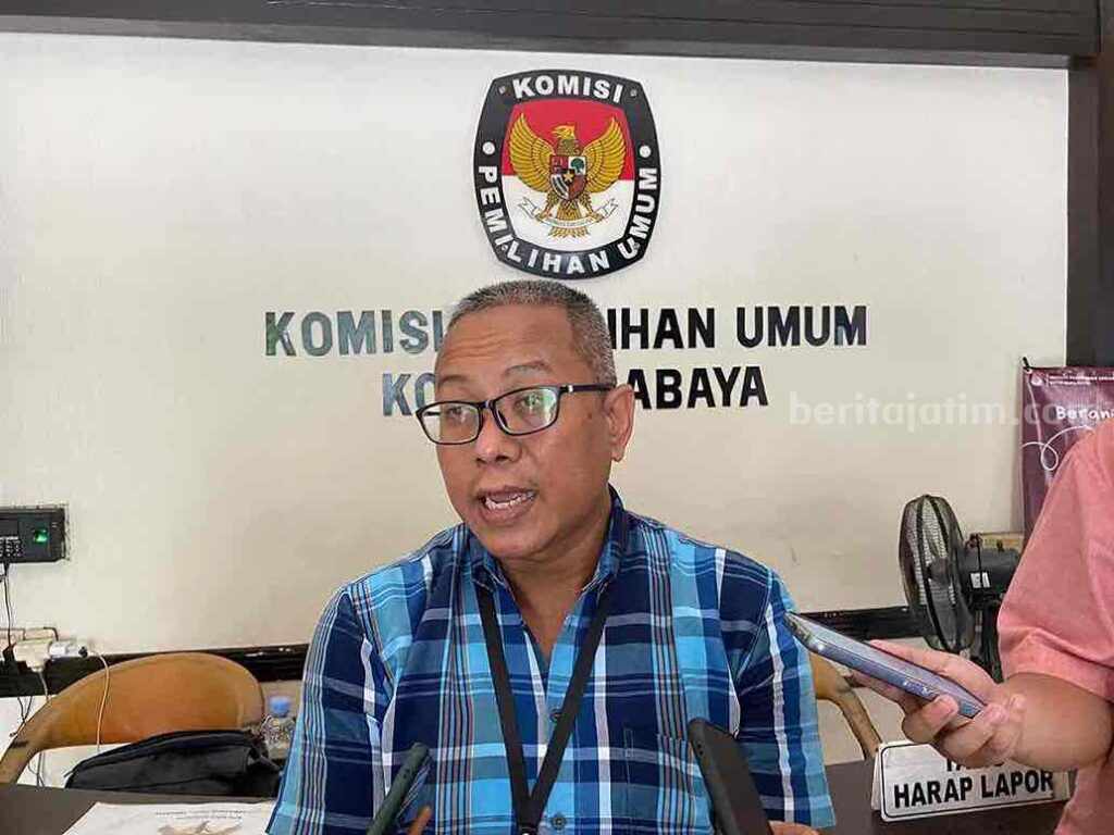 Hari Pertama Pendaftaran Pilwali Surabaya, Belum Ada Calon yang Mendaftar Foto Berita Jatim