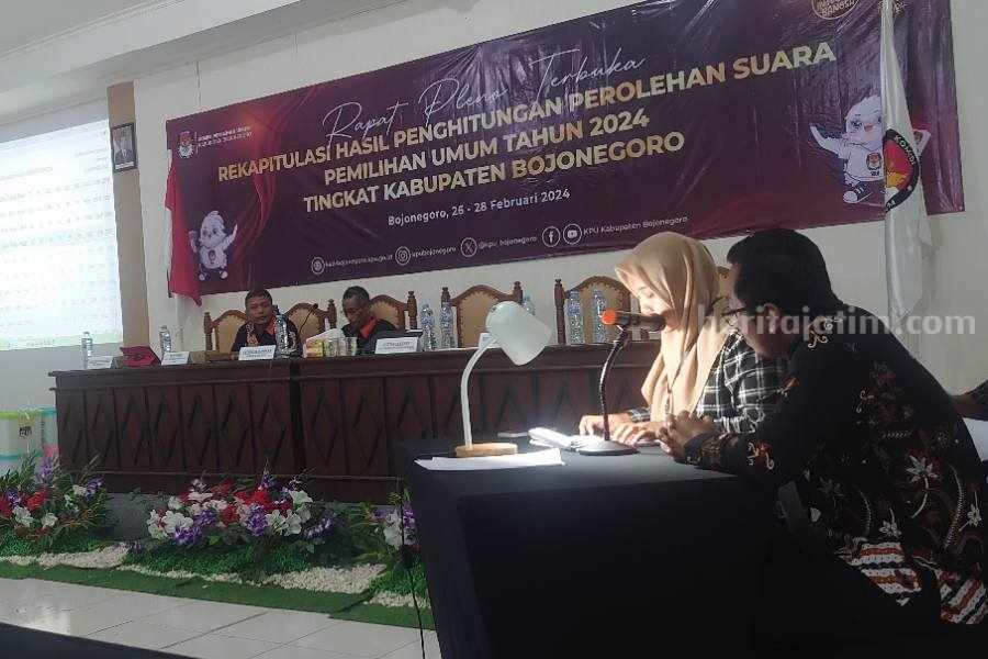 Rekapitulasi Suara Pemilu 2024 di Bojonegoro Target Rampung Cepat Foto Berita Jatim