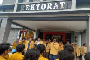 Rektor Unija Sumenep: Carut Marut Pemerintahan Sekarang, Tak Ada Lagi Keteladanan Foto Berita Jatim