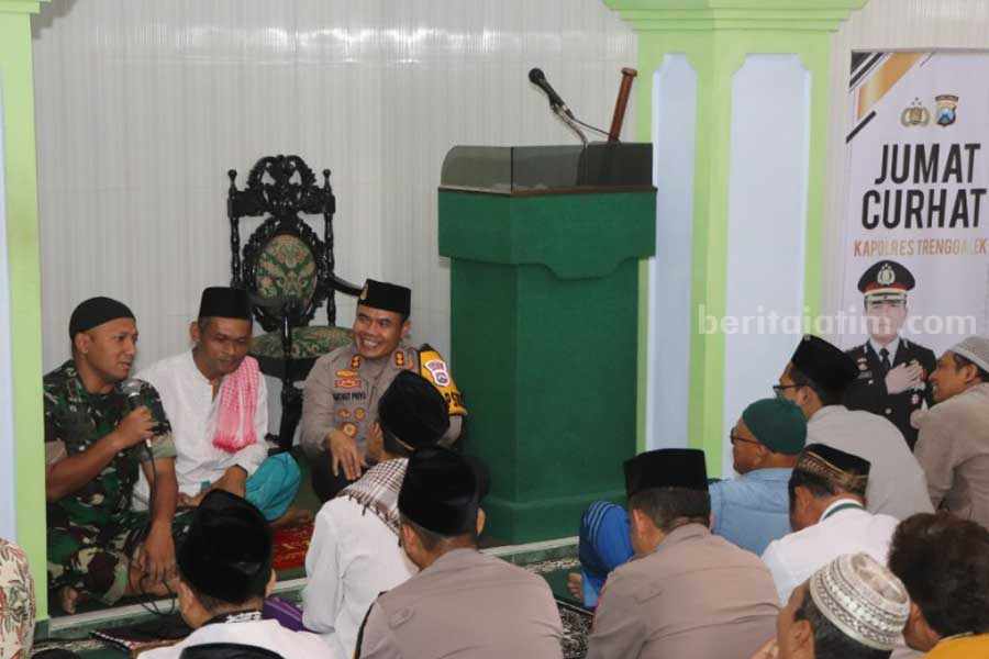 Safari Jumat, Kapolres Trenggalek Singgung Soal Konflik antar Perguruan Silat Foto Berita Jatim