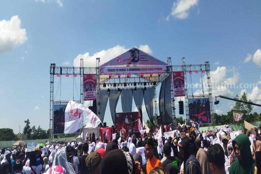 Ribuan Warga Datangi Kampanye Akbar PSI di Tuban Bersama Kaesang Foto Berita Jatim