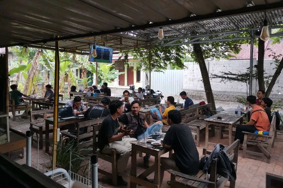 Warkop di Kediri Beri Diskon 20% ke Penyelenggara Pemilu Foto Berita Jatim