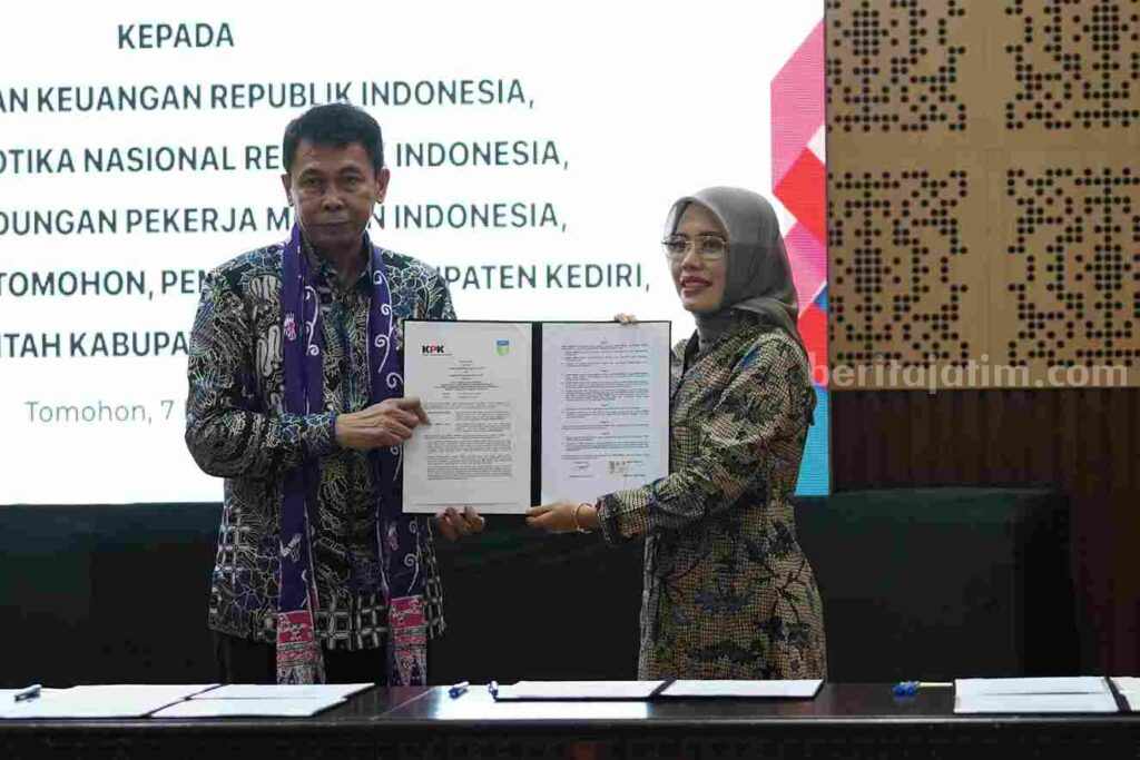 Pemkab Kediri Terima Hibah Dua Bidang Tanah dari KPK Foto Berita Jatim