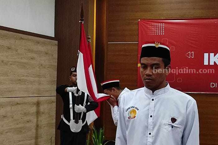 3 Napiter Kediri Ikrar Setia NKRI, Cium Merah Putih Foto Berita Jatim