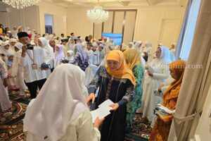 Awali Ramadhan, Khofifah Bagi Santunan untuk Ratusan Anak Yatim Foto Berita Jatim