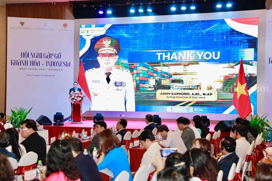 Ke Vietnam, Pj Gubernur Jatim Tawarkan Proyek Rp 6 T di Probolinggo Foto Berita Jatim