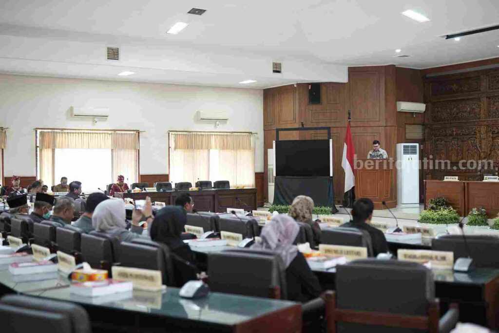 LKPJ 2023, Bupati Kediri Sampaikan Capaian Indikator Kinerja Foto Berita Jatim