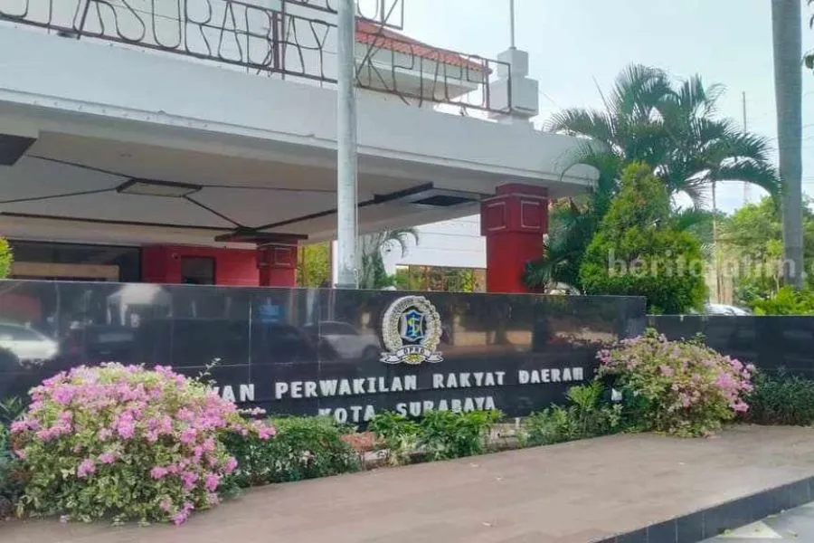 40 Hari Terhenti, DPRD Surabaya Belum Optimal Bekerja Tanpa AKD Foto Berita Jatim