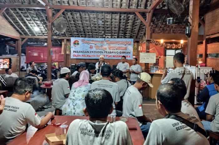 Relawan Suket Teki Nusantara Tasyakuran Kemenangan Prabowo – Gibran di Kediri Foto Berita Jatim