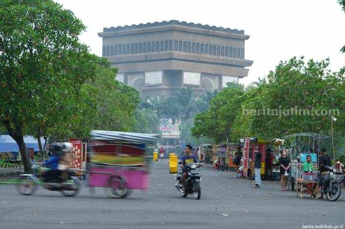 Rekomendasi Wisata Libur Lebaran: Fasilitas SLG Kediri Makin Ciamik Foto Berita Jatim