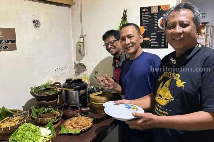 Buka Puasa di Omah Dewe Kediri, Menu Mangut Lele dan Pedesan Ayam Spesial Foto Berita Jatim