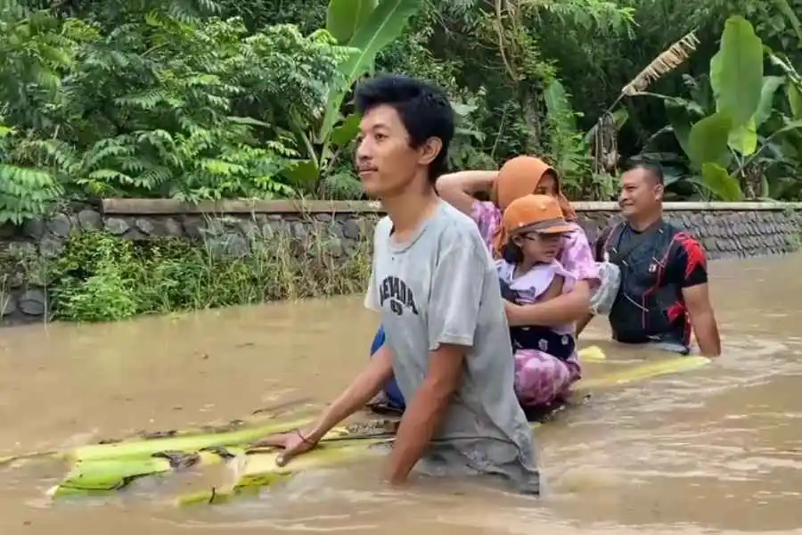Banjir Kabupaten Madiun, 209 Warga Mengungsi Foto Berita Jatim